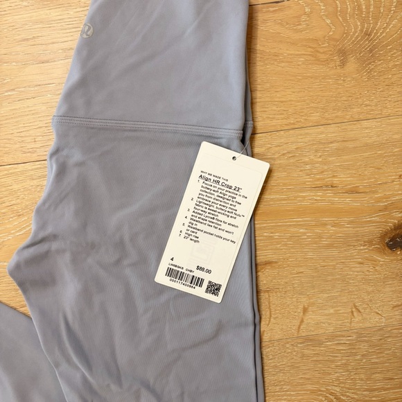 Lululemon Align Crop 23"
Chambray - Picture 5 of 7